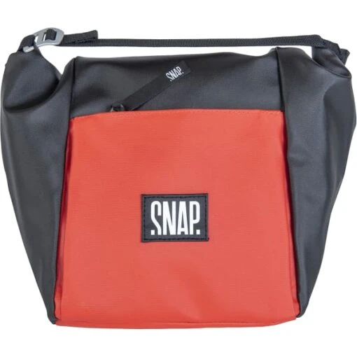 SNAP BIG CHALK BAG BLACK/GRENADINE 23 -Uitrusting Voor Buiten 9 107420 big chalk bag black grenadine smu042 01