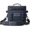 YETI HOPPER FLIP 12 SOFT COOLER NAVY 22 -Uitrusting Voor Buiten 9 120639 hopper flip 12 soft cooler navy sku e161 nvy 01