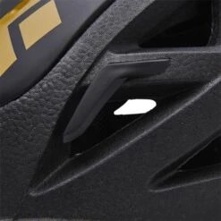 BLACK DIAMOND VAPOR HELMET BLACK 23 -Uitrusting Voor Buiten 9 126040 vapor helmet black bd620008 0002 06